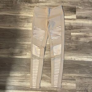 Alo Yoga moto leggings